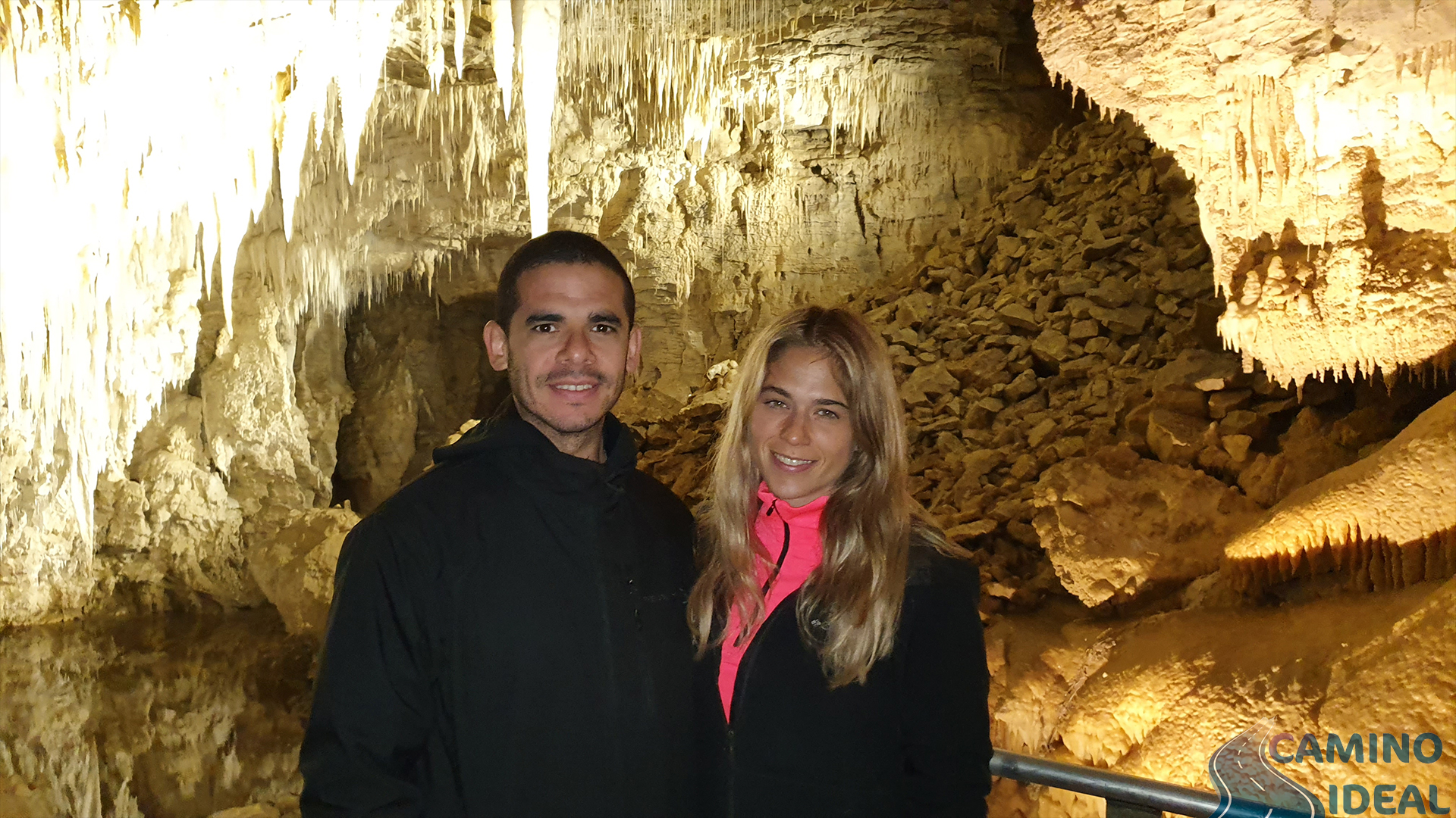 cuevas waitomo gusanos luminosos