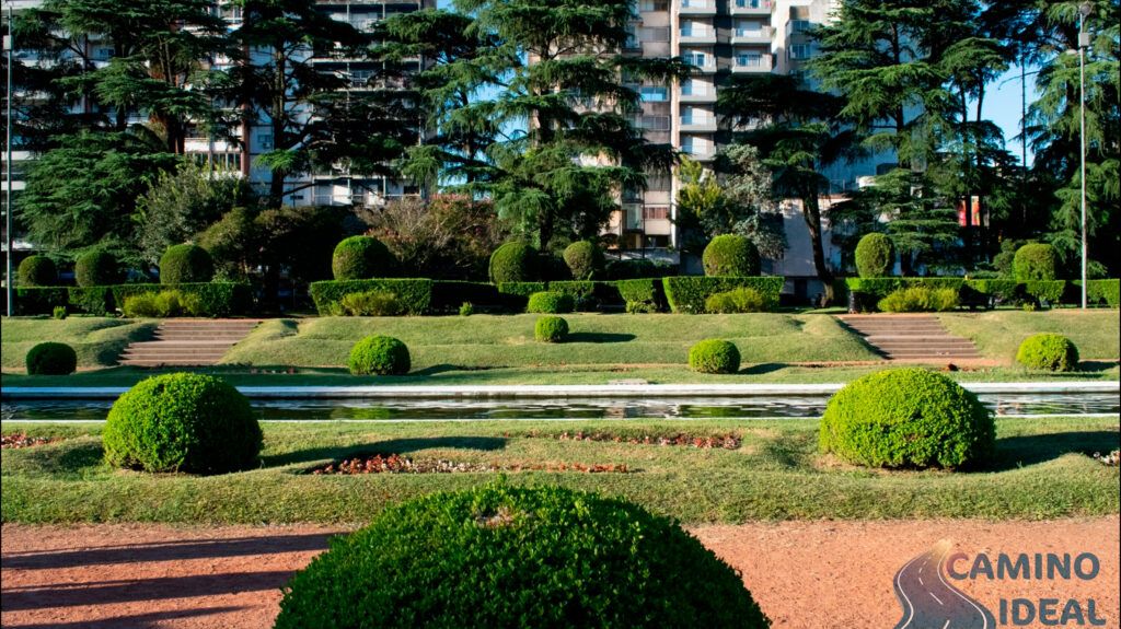 El Jardín Francés de Rosario un imperdible del Parque indepencia de Rosario